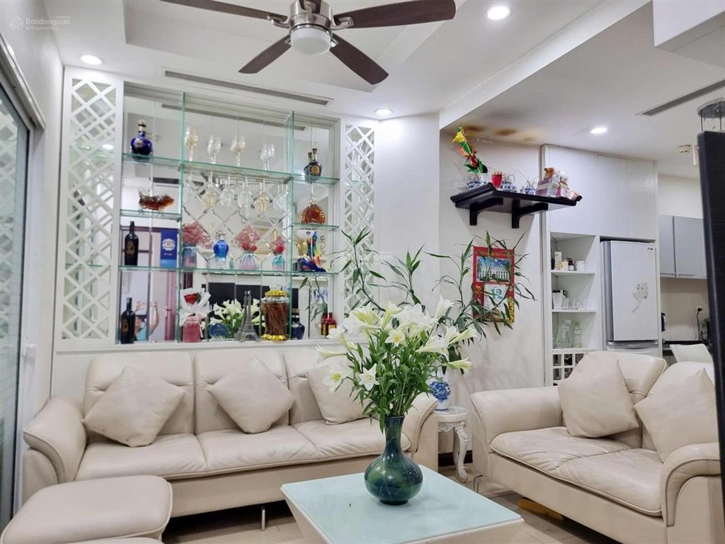 Bán chung cư royal city nguyễn trãi thanh xuân dt 102m2