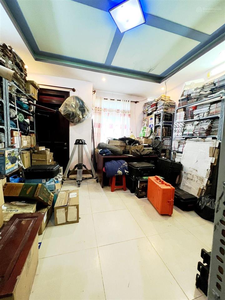 Chủ gấp bán mặt tiền khu tên lửa  khu vip tân tạo bình tân  5 tầng  100 m2 ngang 5m