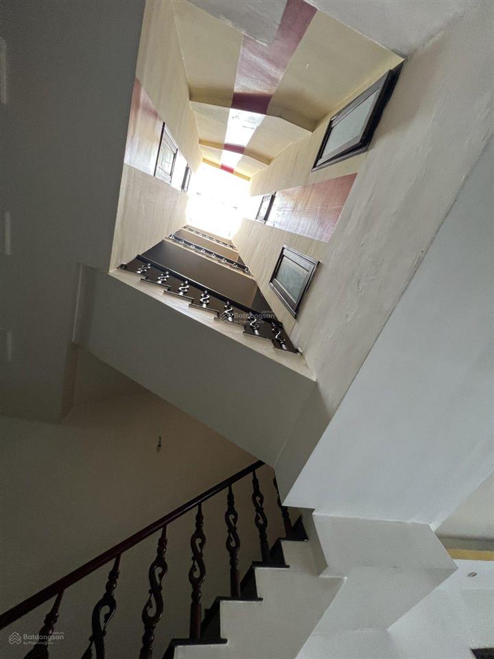 Chủ gấp bán mặt tiền khu tên lửa  khu vip tân tạo bình tân  5 tầng  100 m2 ngang 5m