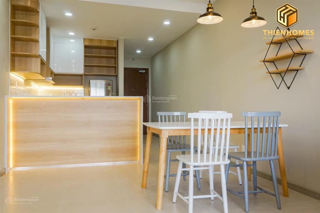 Giá rẻ liền kề! chủ cho thuê gold view 2pn 81m2 goldview tầng cao cực đẹp 18,9 tr/th  0906 006 ***