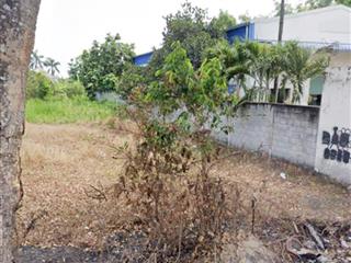 Lô đất 108m2 giá ngộp chờ đợi khách đầu tư