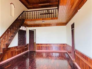 Bán biệt thự pơng drangbán biệt thự lê duẩn
2200m2 đầu tư nhà vườn nghỉ dưỡng ,biệt thự full gỗ đẹp