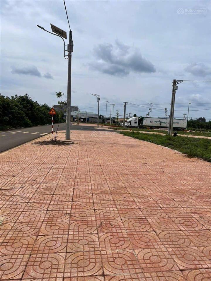 600m2 full thổ cư cực hiếm. ngay mặt tiền quốc lộ đường 30m. quá rẻ. quá rộng làm nhà xưởng, kd