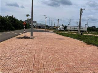 600m2 full thổ cư cực hiếm. ngay mặt tiền quốc lộ đường 30m. quá rẻ. quá rộng làm nhà xưởng, kd