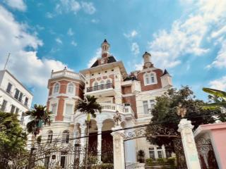 Chính chủ cho thuê biệt thự để ở kết hợp kinh doanh có sân vườn bể bơi tại thảo điền, q2