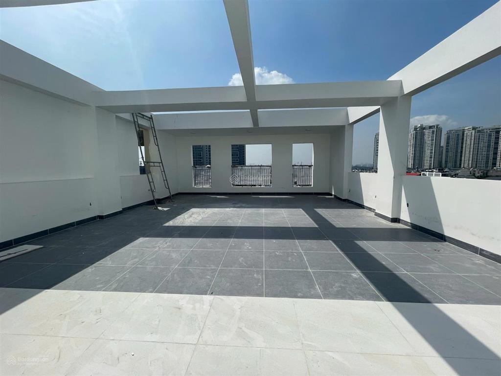 Cho thuê tòa nhà vip mặt tiền trương văn bang xây hầm 7 tầng phù hợp văn phòng chỉ 210 triệu/ tháng