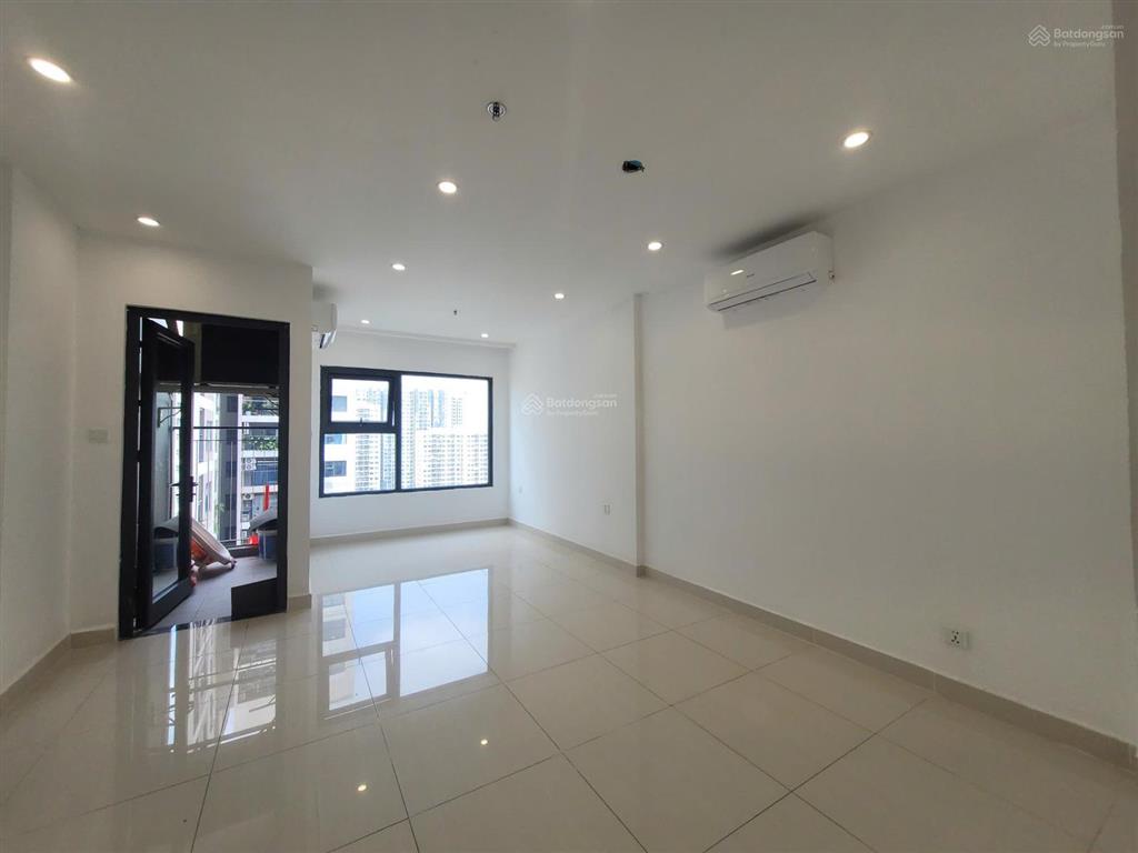 Chính chủ bán căn hộ studio 33.7m2 tại vinhomes smart city, giá tốt nhất thị trường