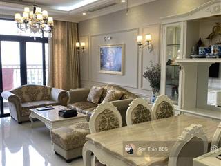 Chủ nhà cần bán sớm căn 3 ngủ đã trang bị đủ nội thất cao cấp