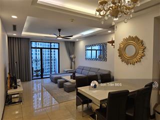 Cần cho thuê gấp căn hộ 3 phòng ngủ đầy đủ nội thất đẹp tại royal city có thể vào ở ngay