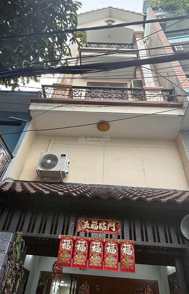 Nhà đẹp 4 tấm đường thạch lam. dt4x11m. giá chỉ 5.9 tỷ