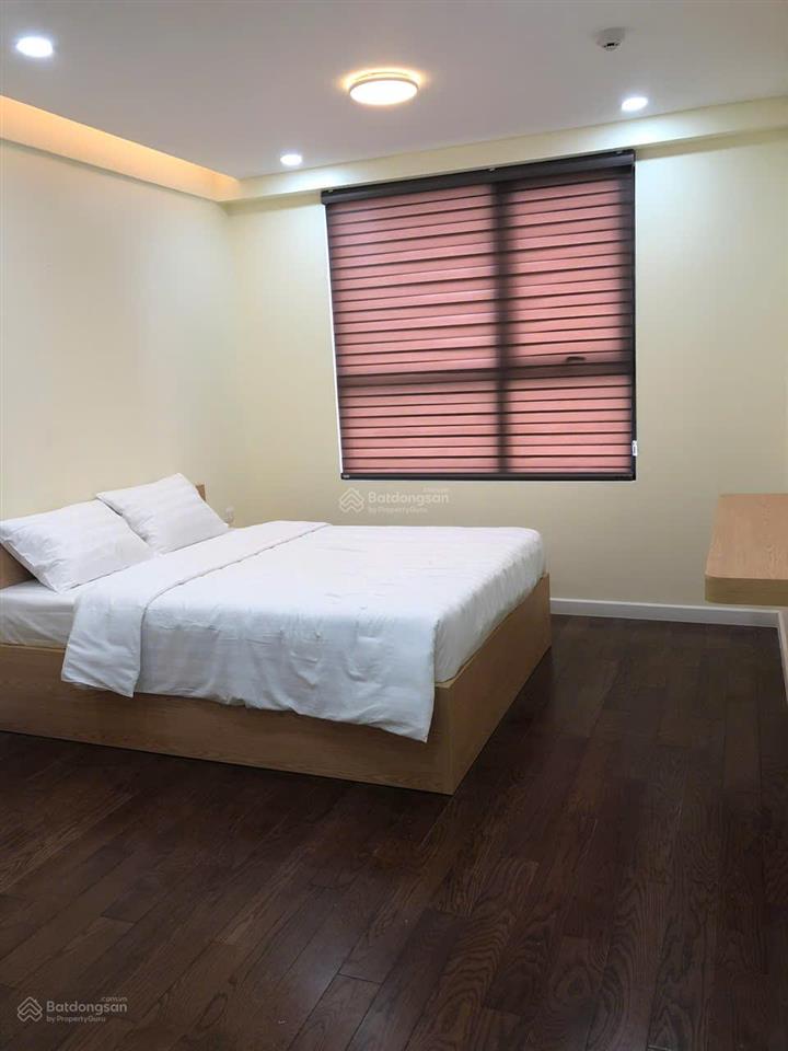Bán cc 2pn, 2wc tại vinhomes d'capitale, 8 tỷ vnd, 73m2, chính chủ giá tốt