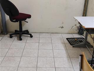 Chính chủ cho thuê nhà riêng trong ngõ 147 lê duẩn, hn. diện tích 15m2 x 4,5 tầng