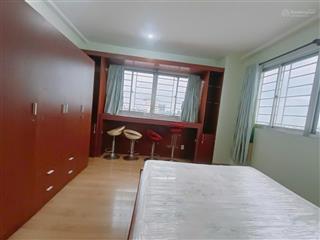Cần cho thuê căn hộ h3 hoàng diệu q4 dt 57m2, 1 phòng ngủ ,1wc, giá 10 triệu