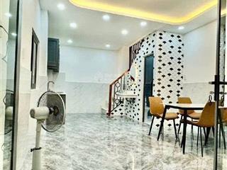 Tiền ít, nhưng vẫn sở hữu được nhà mặt phố. chỉ với 2tỷ đã có 1 trệt 1 lầu. shr