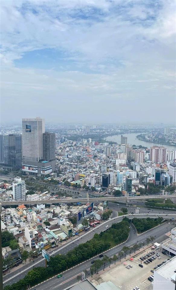 Bán gấp căn 2pn landmark plus full nội thất 82.1 m2