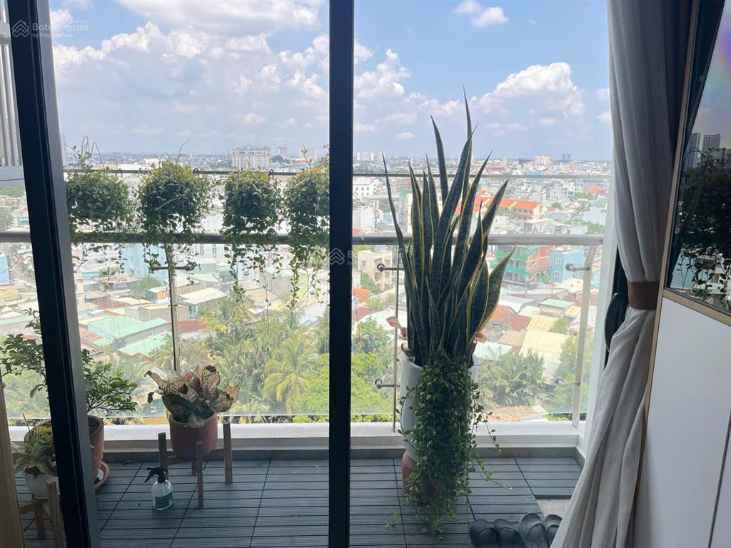 Chính chủ gửi bán căn 2pn 2wc tại căn hộ precia quận 2, 6 tỷ 72m2, sổ sẵn ngân hàng hỗ trợ vay 70%