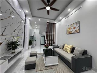 Xuân đỉnh  ô tô đỗ cổng  lô góc  nhà đẹp  35m2  7.95 tỷ