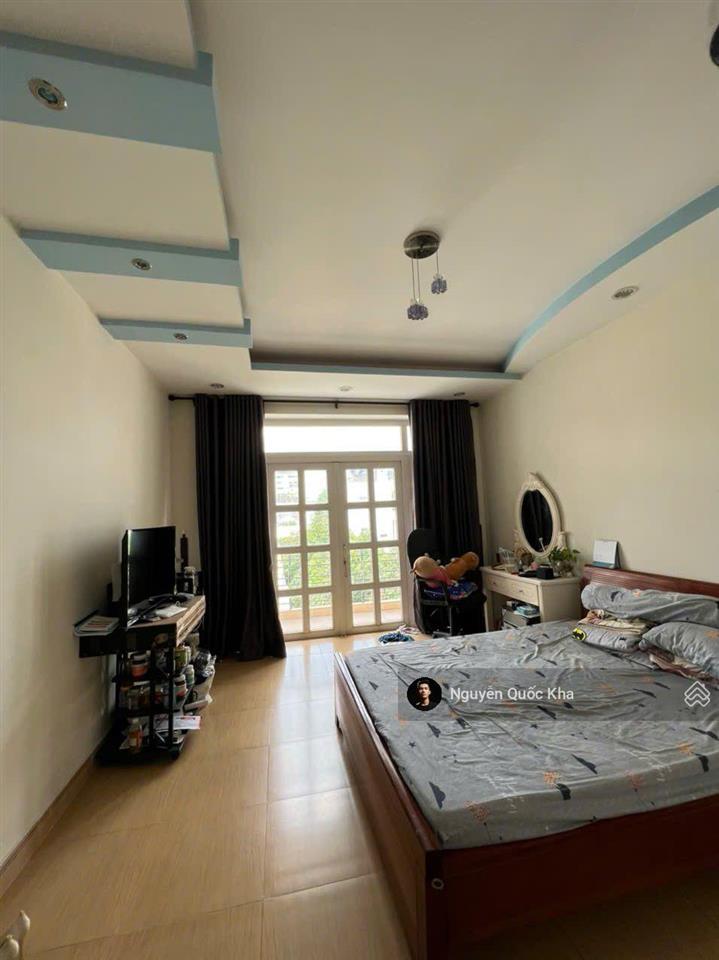 Bán nhanh nhà mtđs p. tân quy  dt 4,5m x 16m giá chỉ 9,9 tỷ thương lượng chính chủ