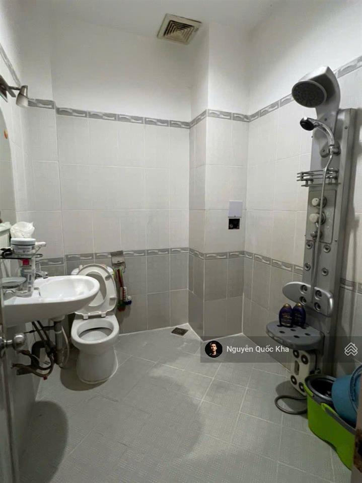 Bán nhanh nhà mtđs p. tân quy  dt 4,5m x 16m giá chỉ 9,9 tỷ thương lượng chính chủ