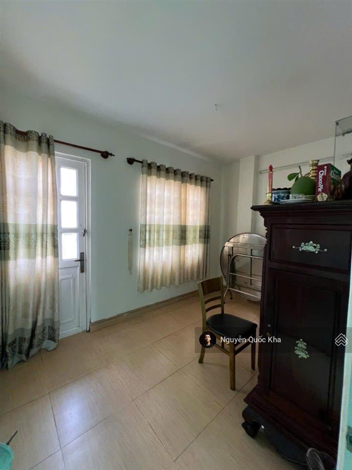 Bán nhanh nhà mtđs p. tân quy  dt 4,5m x 16m giá chỉ 9,9 tỷ thương lượng chính chủ