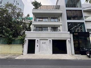 Bán nhà mặt tiền ngang 8m đường nguyễn văn thủ, quận 1, giá cực tốt, siêu vị trí