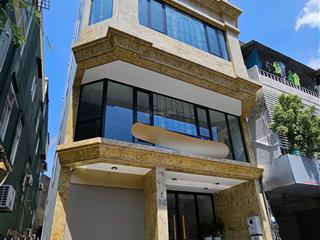 Tòa nhà 7 tầng góc 2mt ngang 8m bề thế khu cư xá đô thành q3. dt 8x21m 158m2. hdt 165tr. giá 50 tỷ