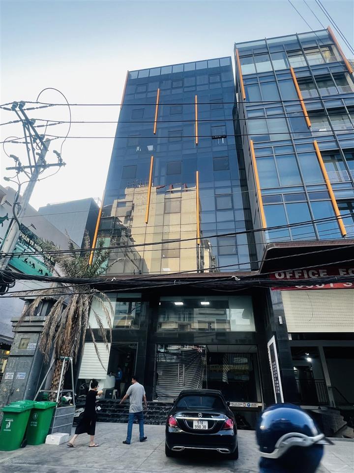 Tòa nhà mới cực đẹp, mt lý thường kiệt, q10 gần nhà thi đấu. dt 8x20m8 tầng, hđt 175tr. giá 42 tỷ