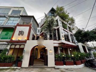Biệt thự góc 2 mt  hoàng hoa thám, phan đăng lưu. (18x12m)  185m2  4 tầng. hđt 145tr  26 tỷ tl