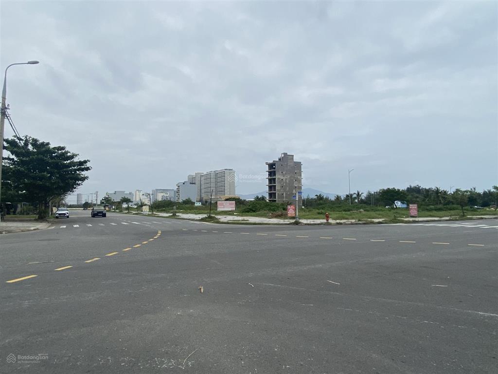 Bán lô góc 2 mặt tiền,nguyễn khắc viện  minh mạng, diện tích khủng 670 m2 ngũ hành sơn  đà nẵng.