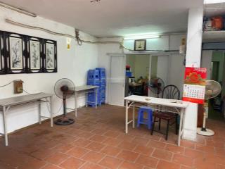 Cho thuê căn hộ tầng 1 khu tập thể vĩnh hồ b2, diện tích 40m², mặt tiền 5m