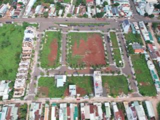 Cần sang nhượng lại 2 lô đất liền kề tại kdc bossco, tp. pleiku. gia lai