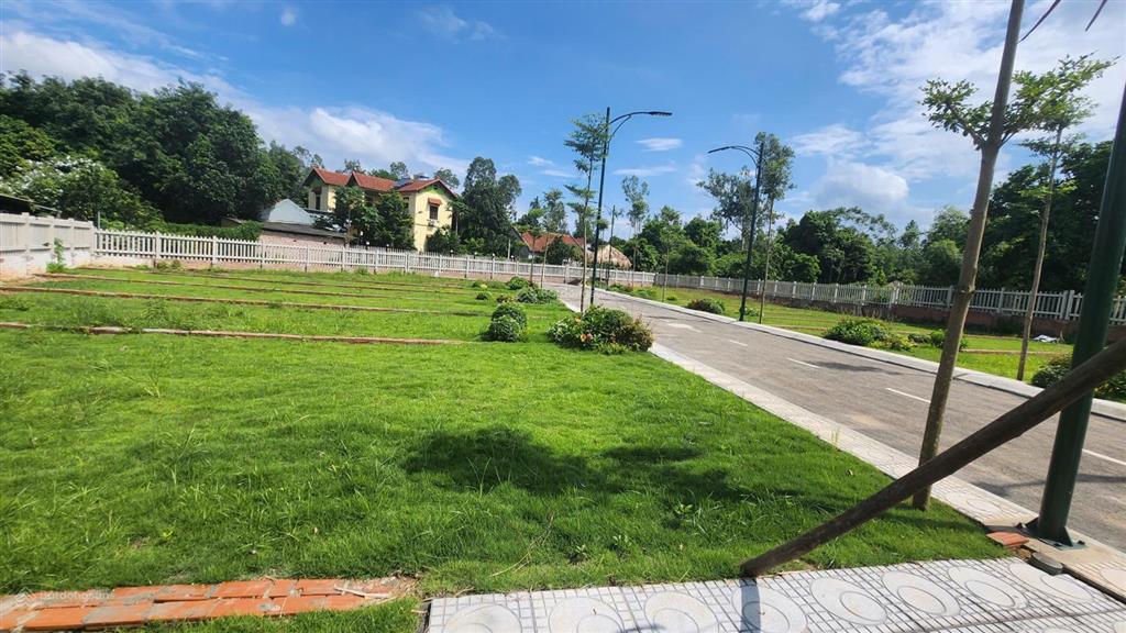 Bán đất phú ninh  sóc sơn  full thổ cư  ô tô vào đất cạnh chợ