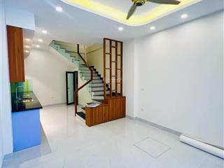 Lạc long quân  34m2x5 tầng  nhà mới, nội thất đẹp  gần ôtô 8.49 tỷ