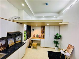 Hiếm! cầu giấy 7 tầng thang máy 12 phòng doanh thu hơn 700tr/ năm, giá 27 tỷ ngõ thông, ô tô