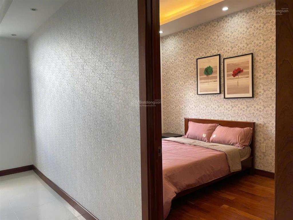 Cần tiền bán gấp căn góc sky3, 75m2, 2pn + 1 phòng mờ, 2wc, 5tỷ850, khu an ninh, đầy đủ tiện ích