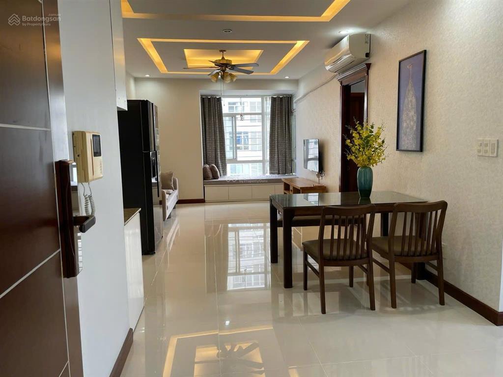 Cần tiền bán gấp căn góc sky3, 75m2, 2pn + 1 phòng mờ, 2wc, 5tỷ850, khu an ninh, đầy đủ tiện ích