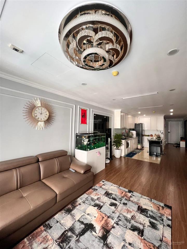 Bán chcc sunshine garden  hai bà trưng. dt 51m2 1pn 1wc. toà g2 cực đẹp