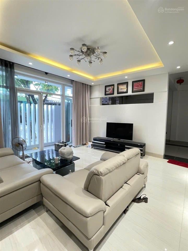 Biệt thự 3 tầng hiếm , đường dương bá trạce  lõi trung tâm hải châu, dòng tiền 45 tr/th