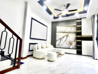 Hẻm xe hơi Quận 10- ĐH Kinh Tế- 3 Phòng ngủ 4 Tầng 5m ngang: 6 Tỷ hơn (số tiến 3456) VŨ