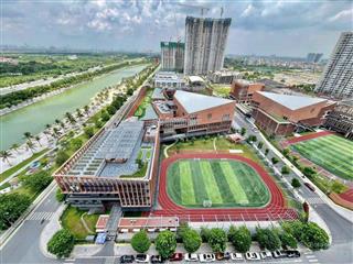 Chính chủ bán căn studio zr2 2911 ban công đông nam, tầng trung, view hồ san hô cực chill