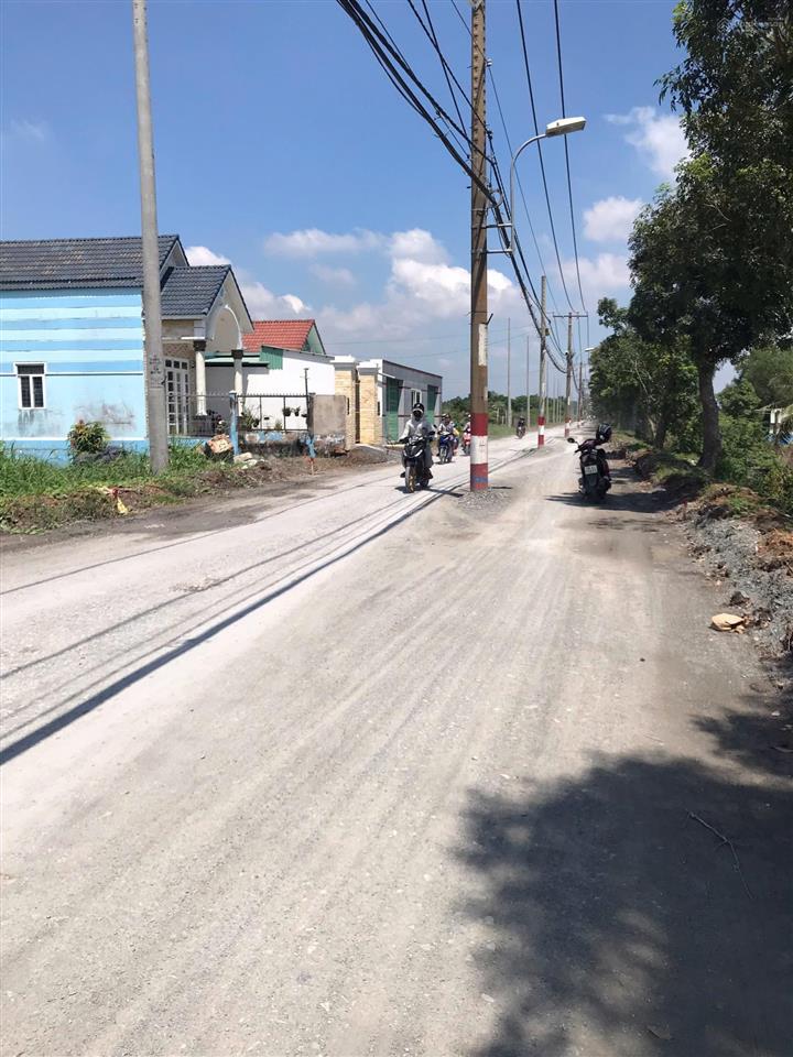 Bán đất thổ cư mặt tiền đường (15x38) đường bà tỵ, tân nhựt, bình chánh, 13,9 tỷ, 568,3 m2.