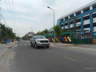 Bán đất to, đẹp, rẻ (7.167m2),(68 x 136m) 4 lô, bình nhâm 83, lái thiêu, hcm, hậu giáp sông, 130 tỷ