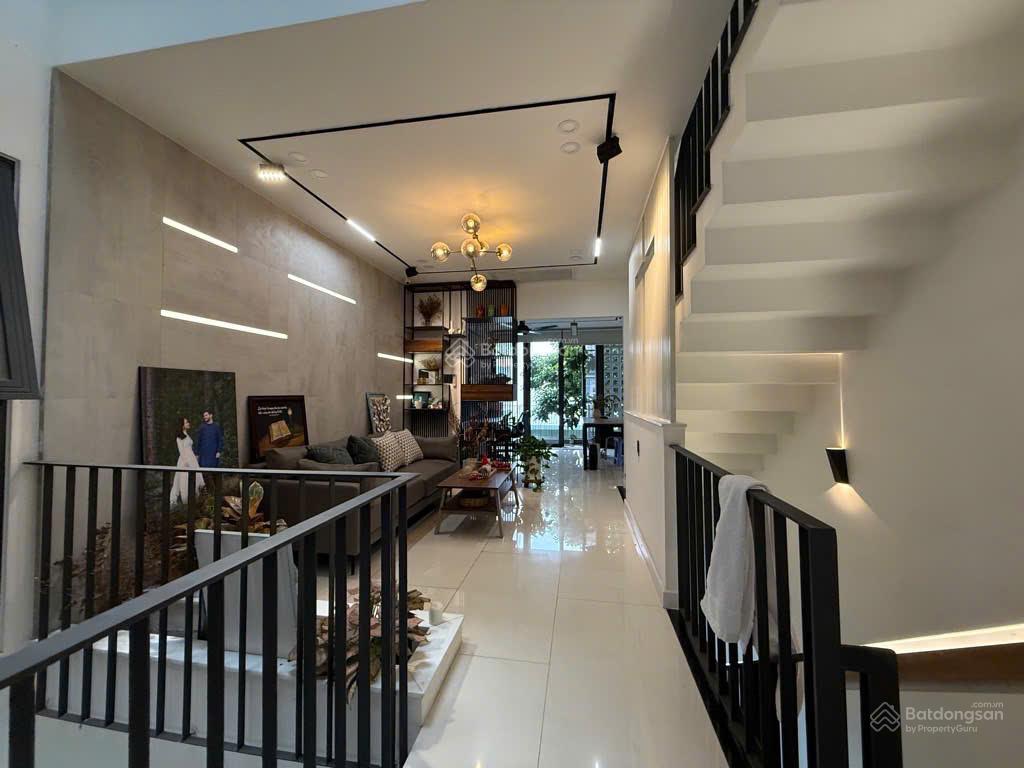 Nhà đẹp 3 tầng, trung tâm thủ đức, đường số 2, trường thọ, 97m2 (5.5x18m), chỉ 14 tỷ