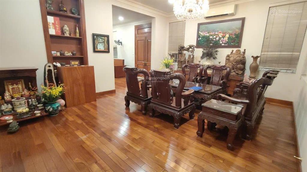 Bán biệt thự đường nguyễn thành ý, phường đakao, quận 1, 239m2 (12,5x19m), xây 4 tầng, giá 130 tỷ.