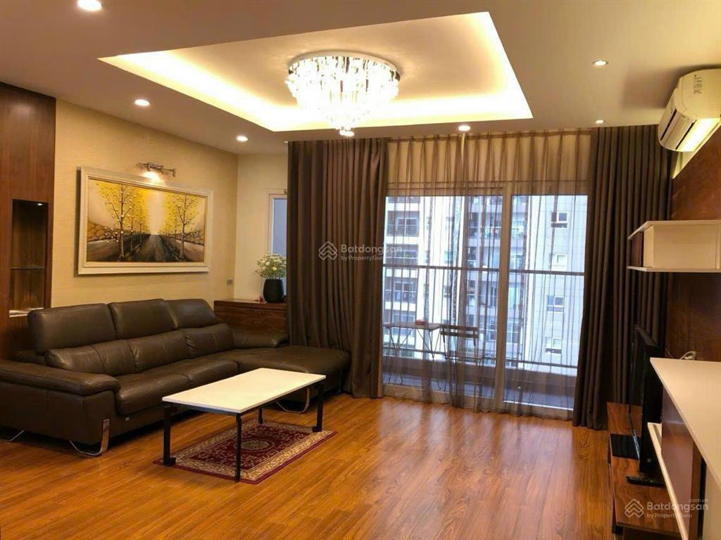 Tôi cần bán căn góc 4pn toà golden palace mễ trì  163m²  full, sẵn sổ có slot ô tô