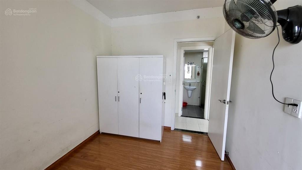 Gia đình cần bán căn hộ 590 cmt8 60m², 2pn, 1wc nhà mới, dọn vào ở ngay giá 3 tỷ