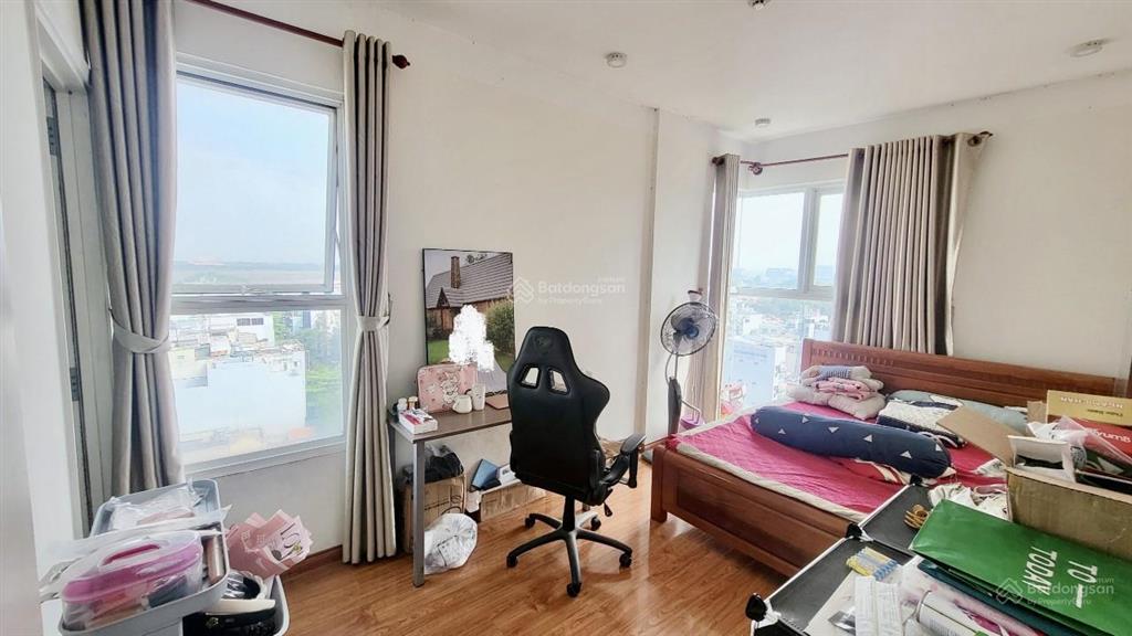 Gia đình cần bán căn hộ 590 cmt8 60m², 2pn, 1wc nhà mới, dọn vào ở ngay giá 3 tỷ