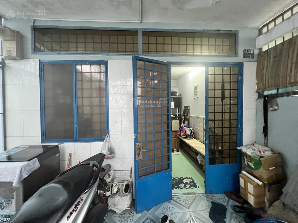 Bán nhà c4 cũ  84m2  oto đến cửa  1 căn duy nhất ngay chợ 26 tây hoà cách metro 200m chỉ 4tỷ8