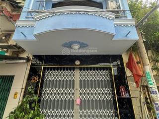 Mặt tiền vip quận 6  ô tô ngay nhà  30m2  2 tầng đúc  sổ a4 hoàn công chuẩn