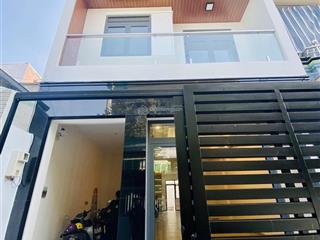Đỉnh nhà quận 8 kiên cố 3 tấm dòng tiền trên 20 triệu